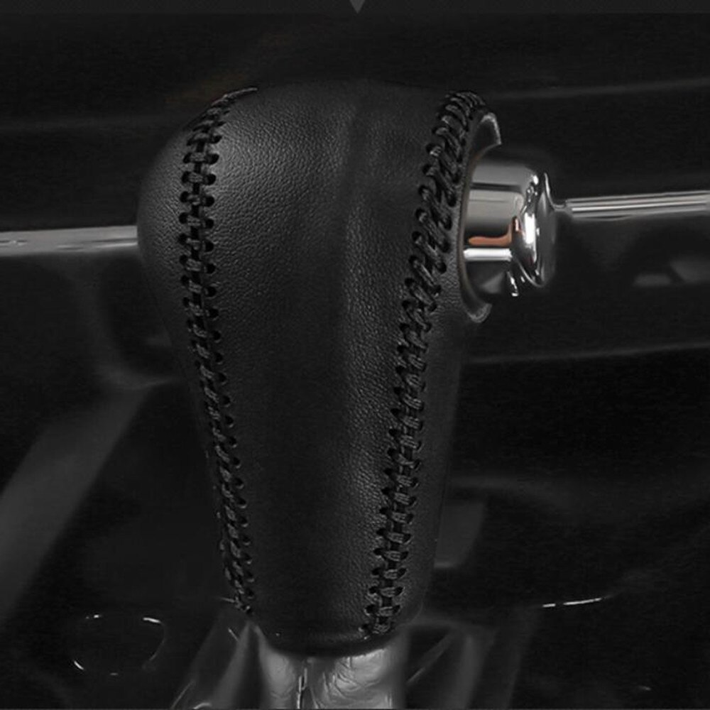 

Аксессуары из натуральной кожи для автомобиля
