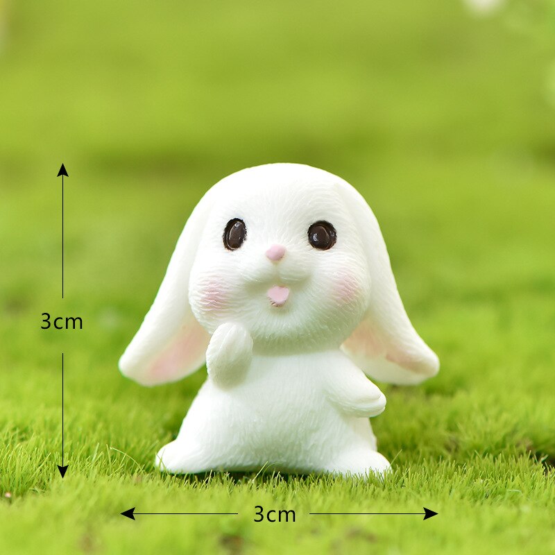 

Миниатюрная фигурка кролика MINISO