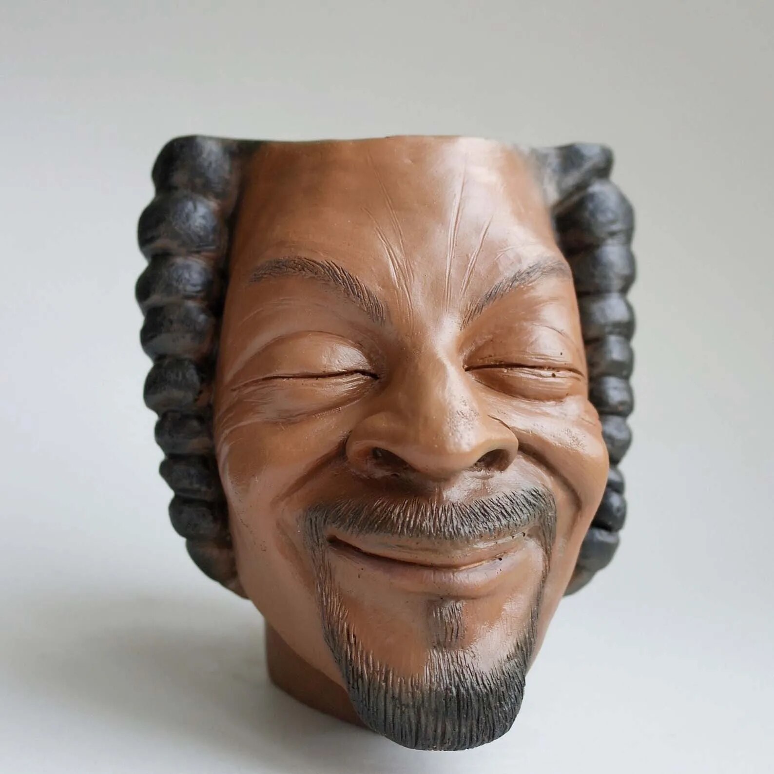 

Ваза Snoop Dogg человеческое лицо