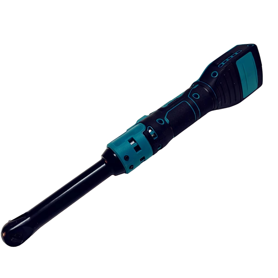 

Электрический гайковерт Makita 18V синего цвета