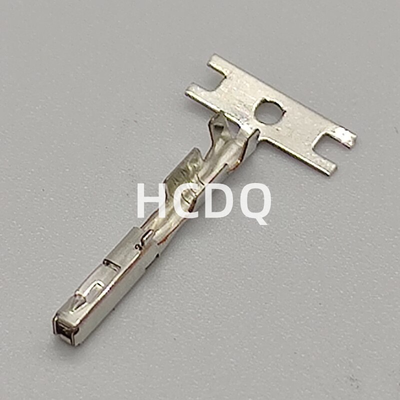 

Разъем для авто 90980-12745