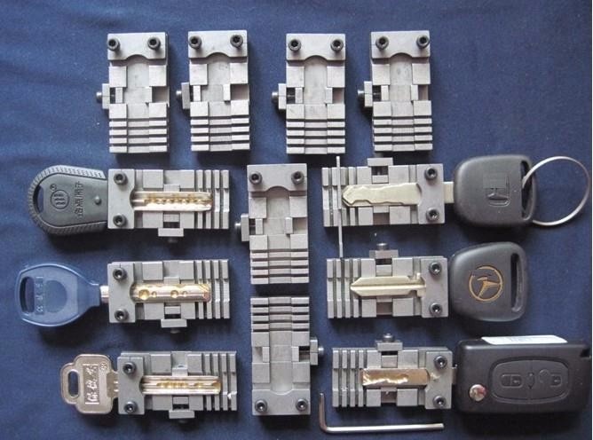 

Ключевой зажим Keymother universal fixture