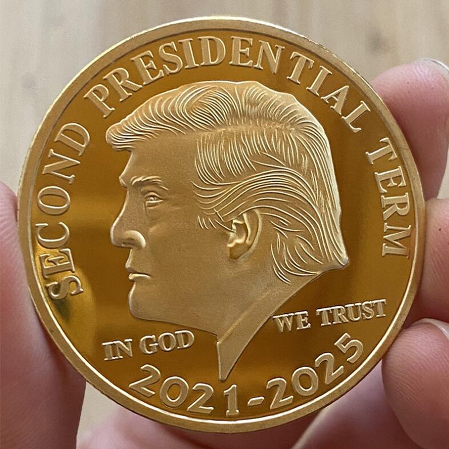 

Золотая памятная монета США Дональда Трампа