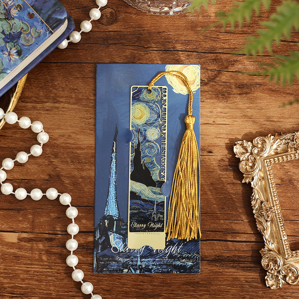 

Металлическая закладка для книг с цветочным рисунком