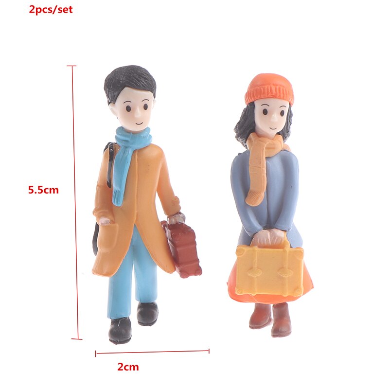

Миниатюрные фигурки пары ТPXCKz из смолы