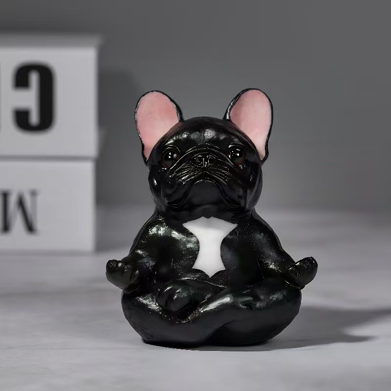 

Миниатюрная статуя бульдога из полимера