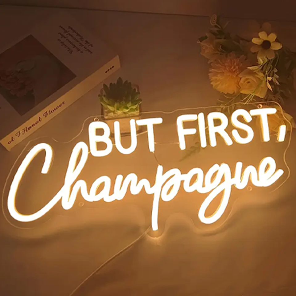 

Неоновая вывеска "But First Champagne" ineonlife