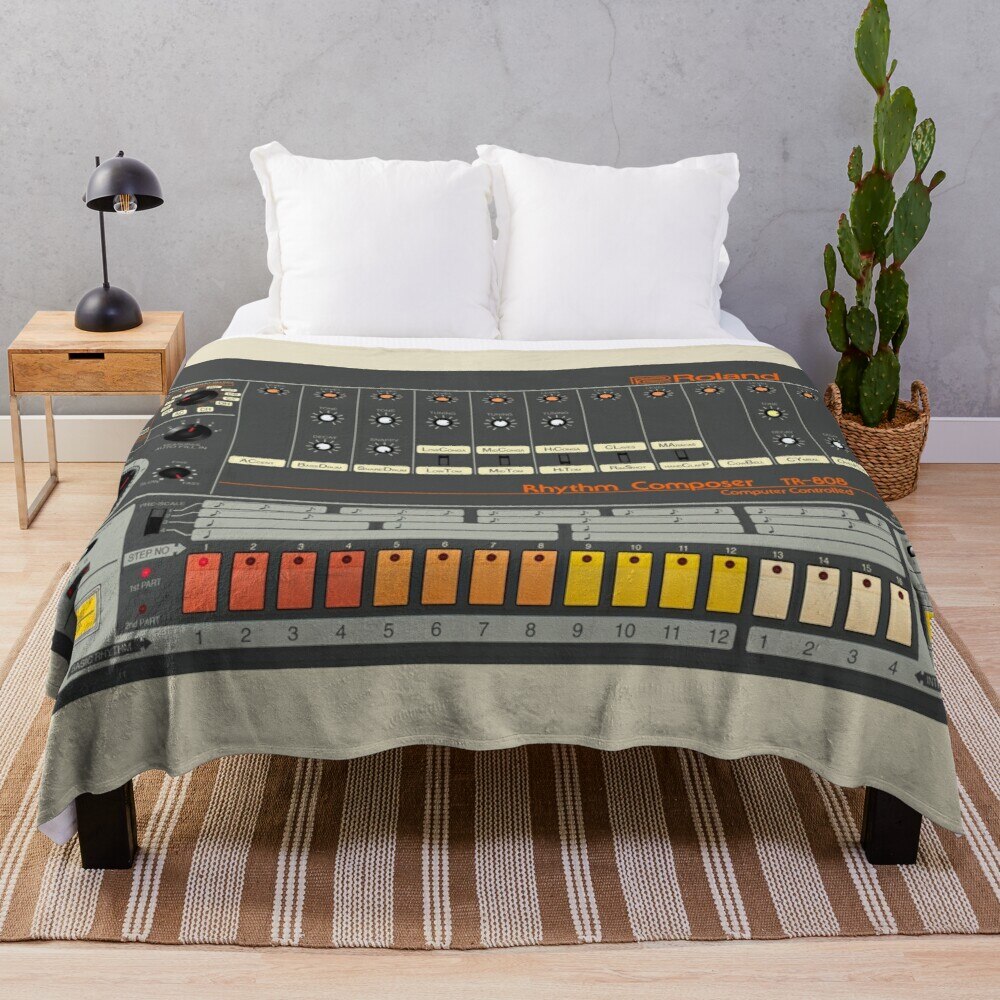 

Портативное одеяло Roland TR-808 Rhythm из полиэстера