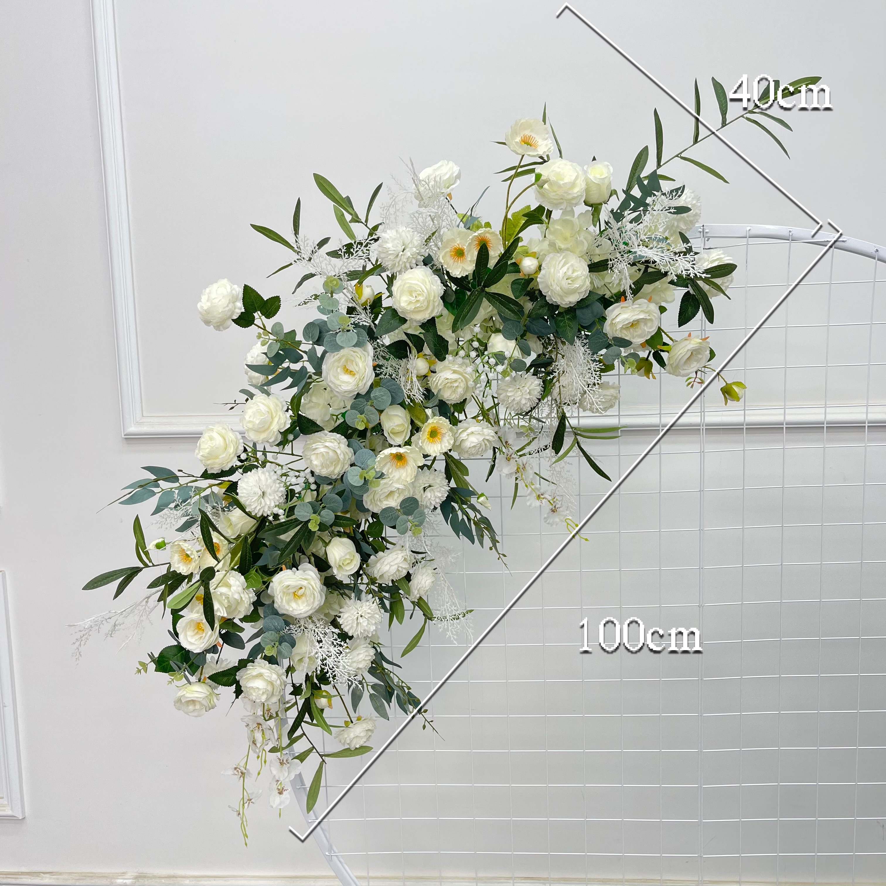 

Искусственный полумесяц для свадьбы Lucky flower