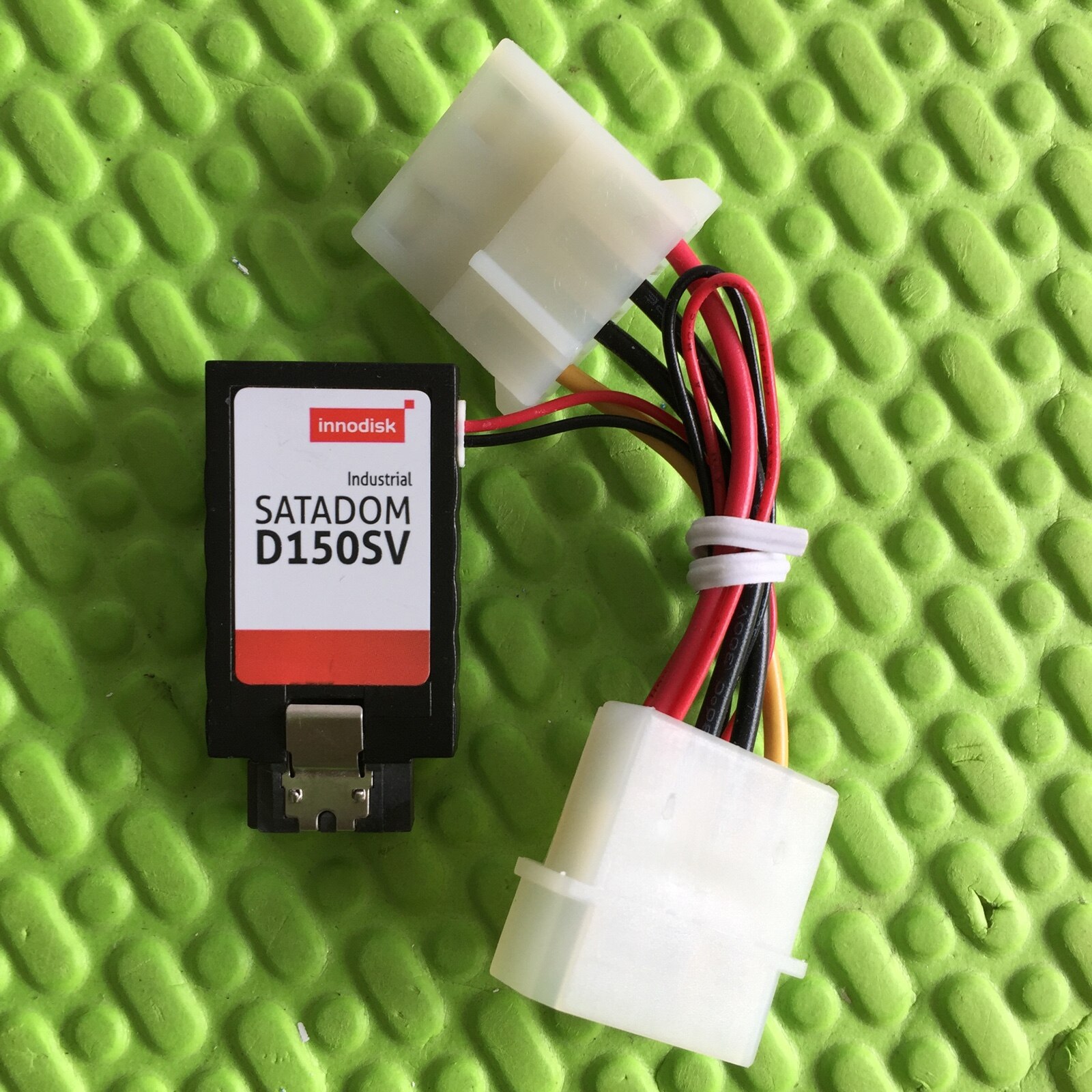 

SATADOM D150SV Innodisk 2Гб SSD