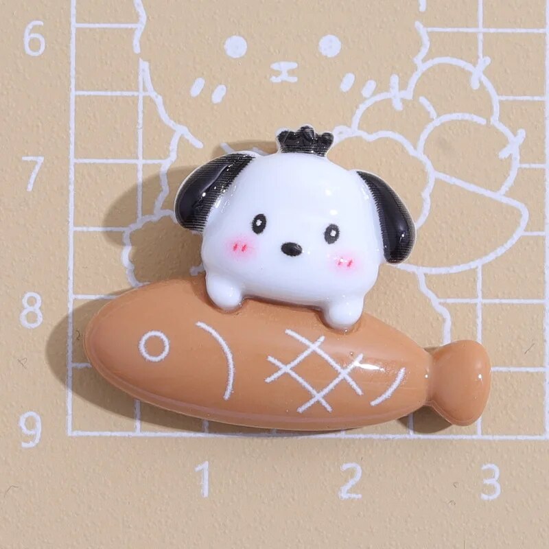 

Статуэтки из смолы MINISO 10 шт