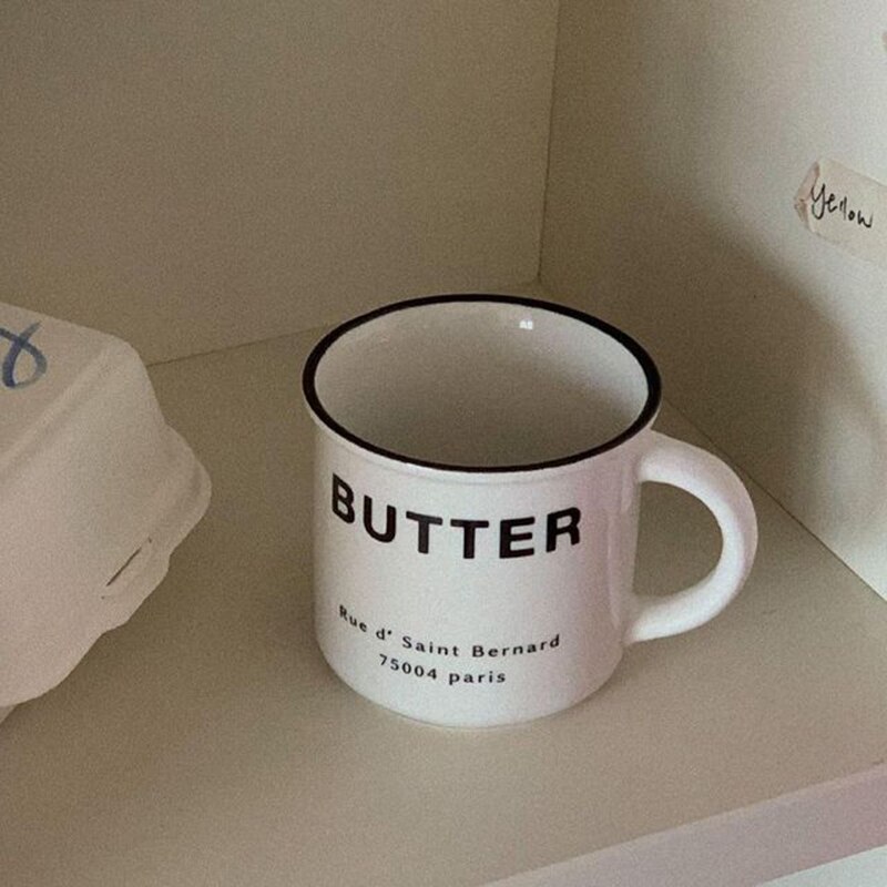 

Черно-белая керамическая кружка