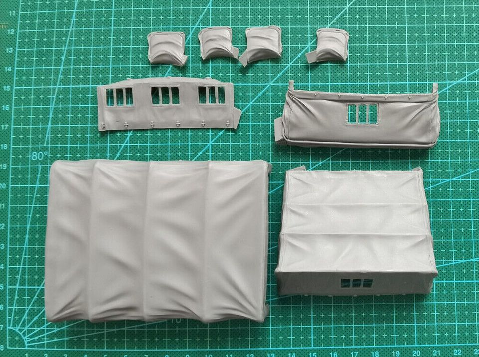 

Навесы из резины для прицепа FAMO 1/35 (7 шт.)