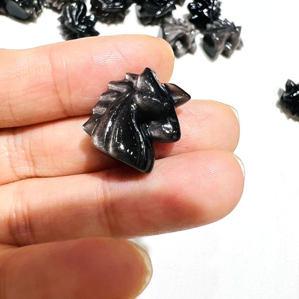 

Мини фигурки из обсидиана единороги