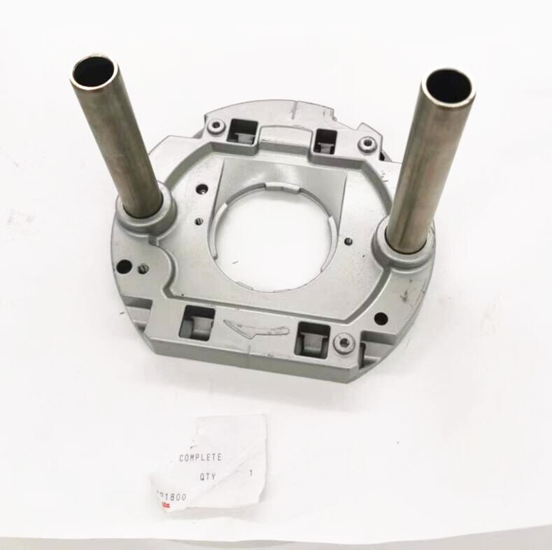 

Новый оригинальный Makita 158973-2 BASE COMPLETE RP2300FC RP1800 RP1801