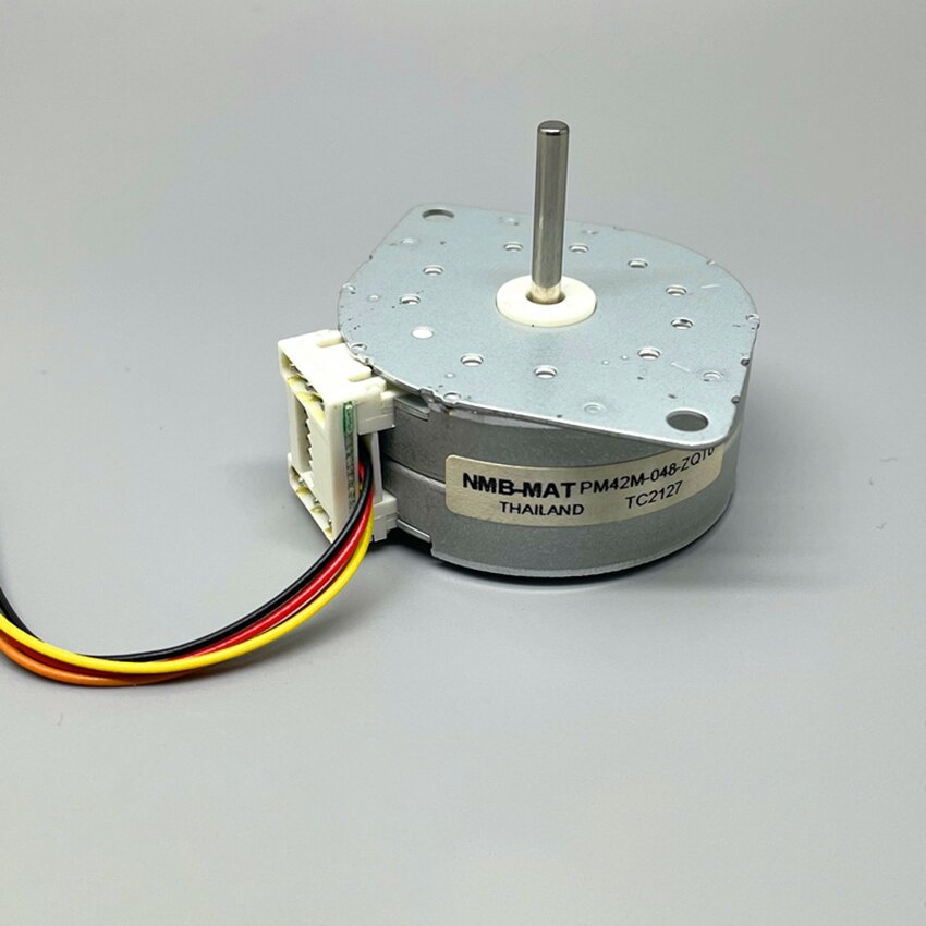 

Шаговый двигатель PM42M-048-ZQT0 24В
