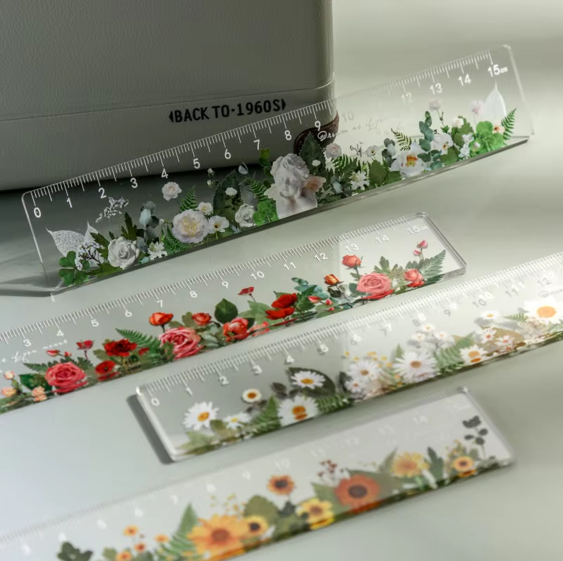 

Пластиковые линейки Ins Flowers 15 см