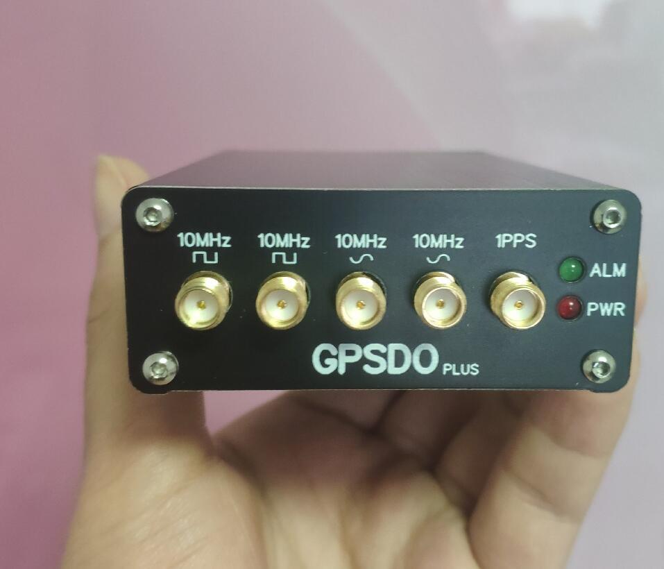 

Портативный GPSDO PLUS GPS Tame Clock GPS 10 МГц/1 PPPS 4-канальный кВАДРАТНЫЙ/источник опорной частоты СИНУЛЬНОЙ волны + DAPU OCXO