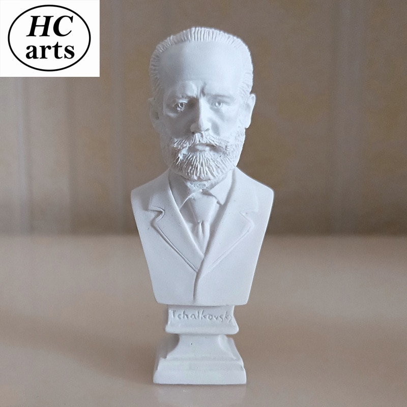 

Миниатюра Музыкант Чайковский из канифоли