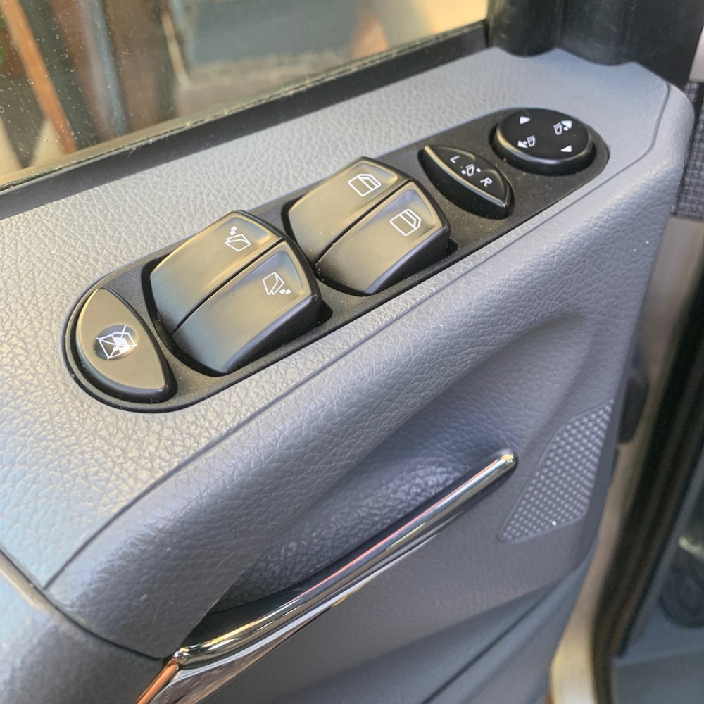 

Автоматический переключатель управления стеклоподъемником для Mercedes Benz Viano Vito W639 A 6395451313