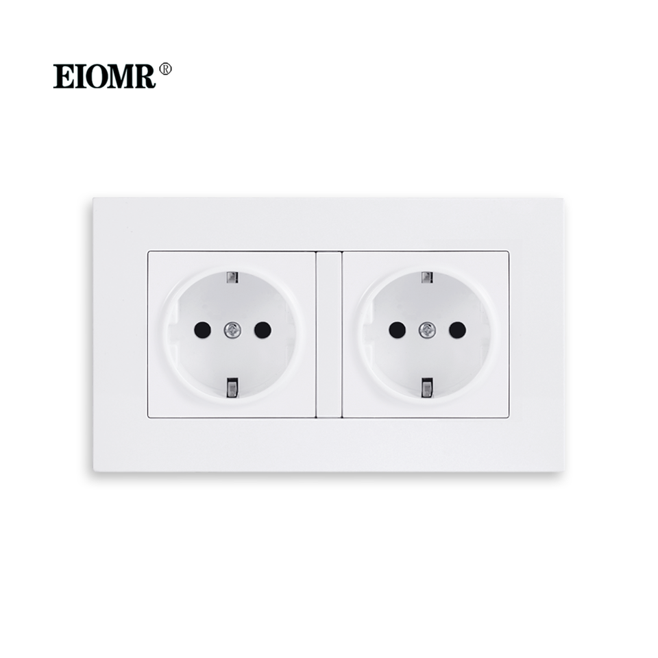 

EIOMR Розетка с портом USB-C