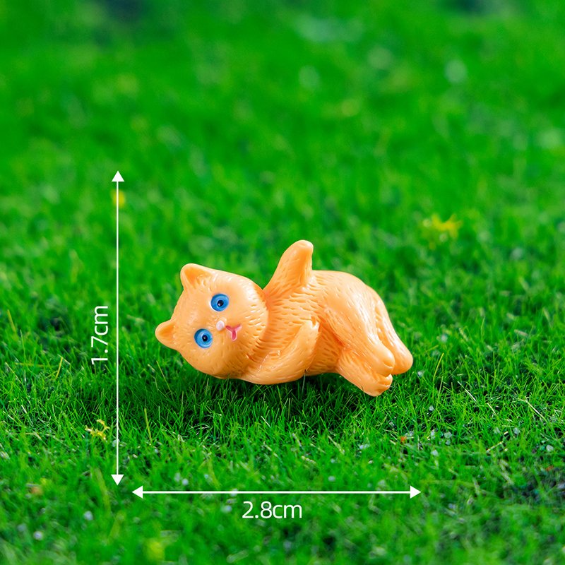 

Миниатюрная фигурка кота WHPHous