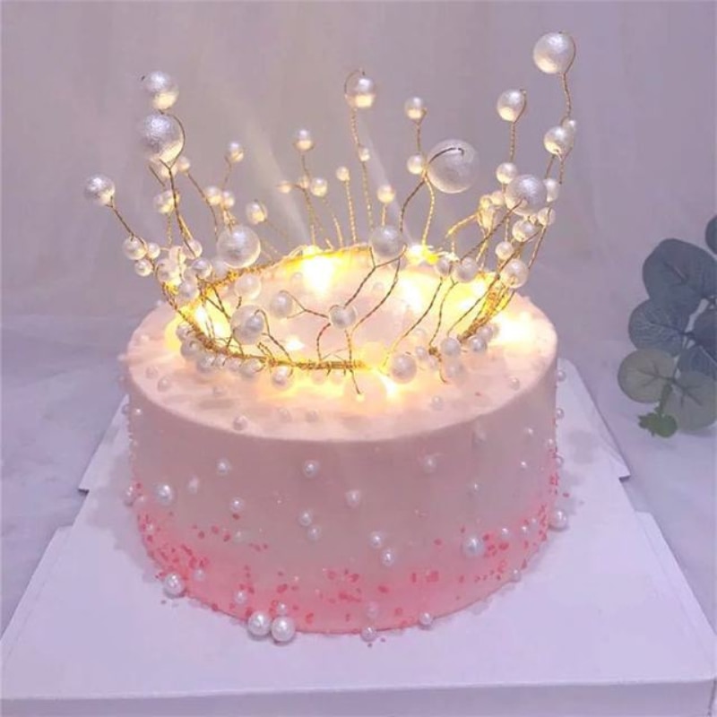 

Металлическая корона для торта