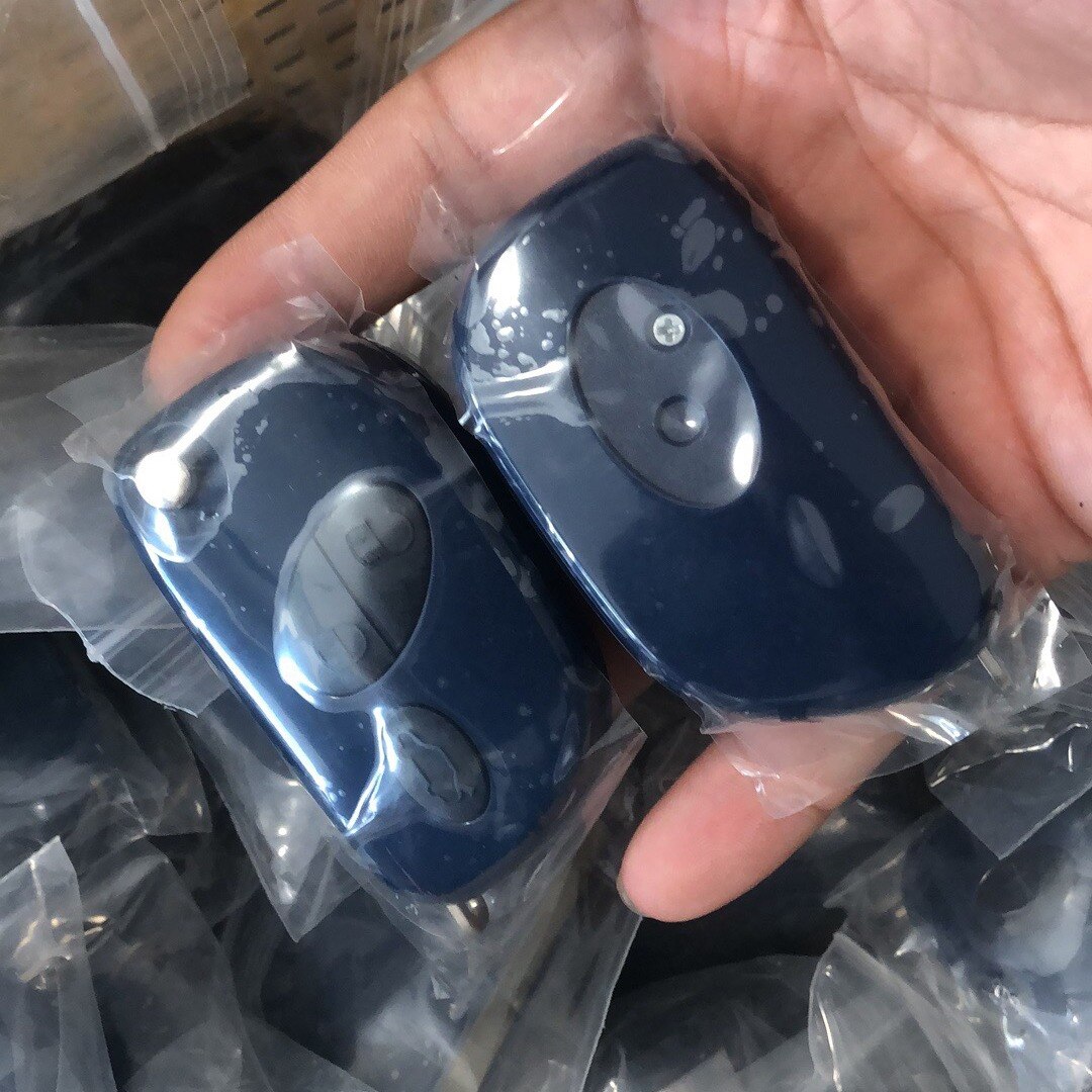 

CN 089004 FCC RX2TRF937 для Maserati Gran Turismo Quattroporte Flip Key Fob 3-кнопочный пульт дистанционного управления 433 МГц ID48 чип