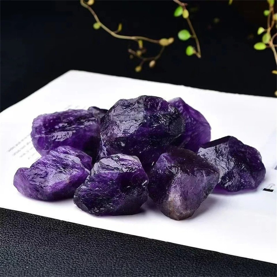 

Фиолетовый аметист для декора