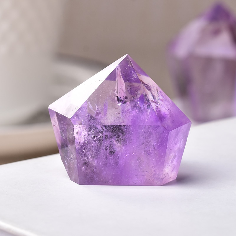 

Аметистовая кристалльная пирамидка RYCRYSTAL