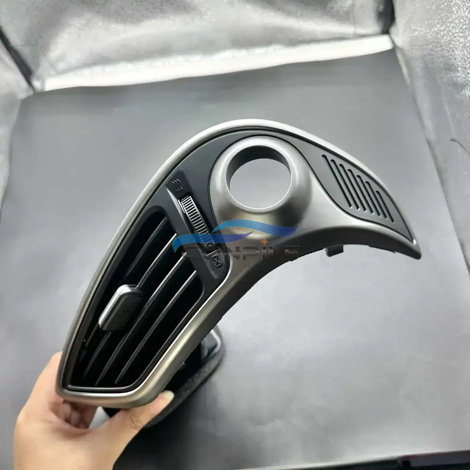 

Для Hyundai IX35 Tucson Ix в средней панели приборов, воздуховод сопла стола в сборе Ctr Air Vent 974102 S900 974202 S900