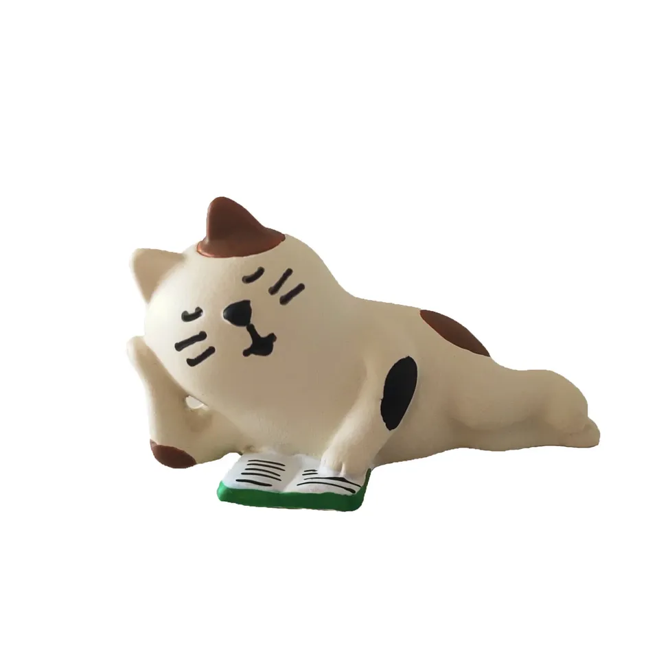 

Миниатюрная фигурка Shiba Inu из канифоли