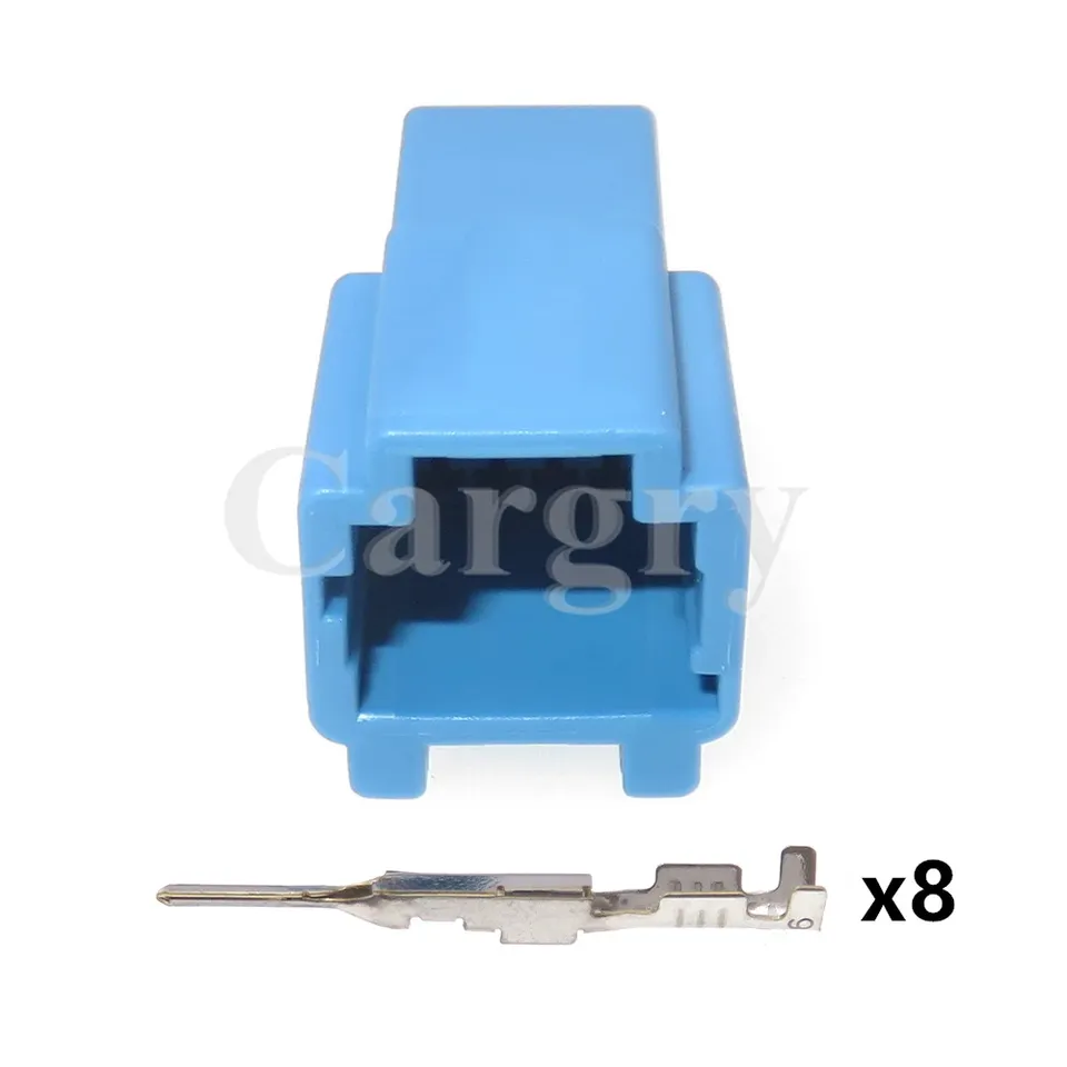 

Автомобильная розетка 8P 6098-6522