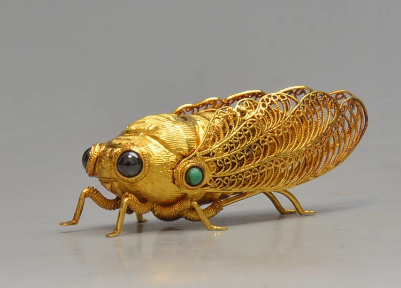 

Антикварная бронзовая коллекция Golden Cicada