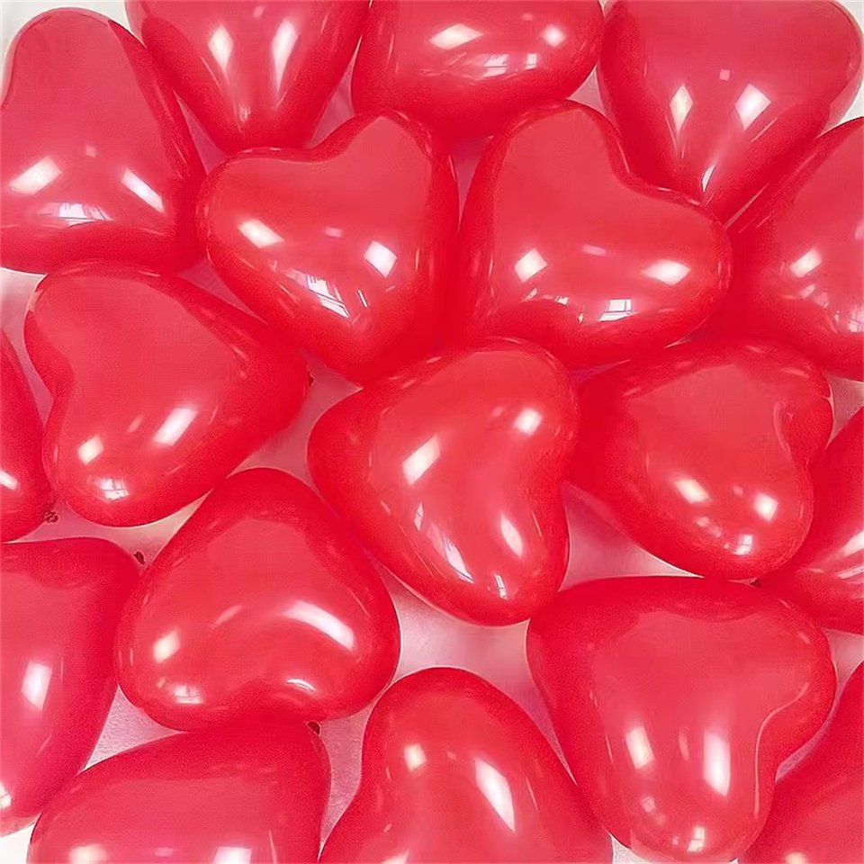 

Красные белые сердечные шары из латекса Globos